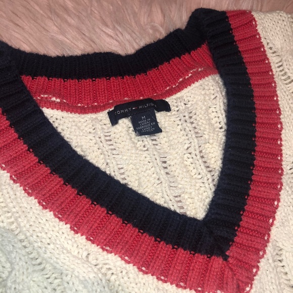 Tommy Hilfiger size M cream v neck sweater - Picture 2 of 7